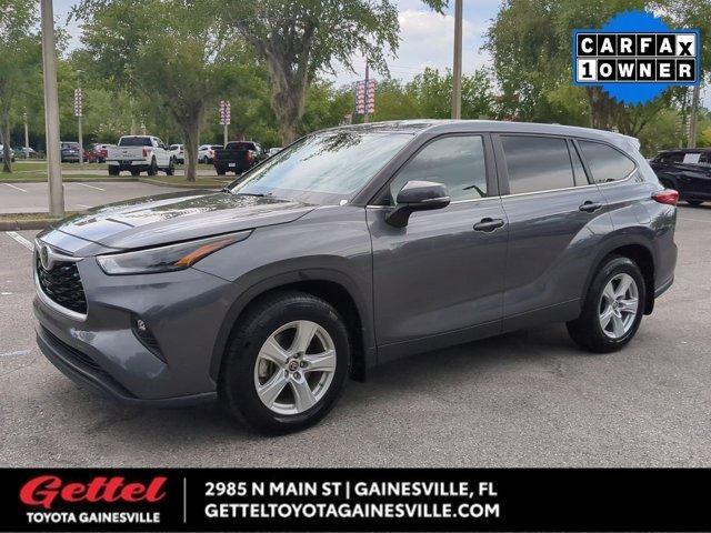 used 2023 Toyota Highlander car, priced at $32,749