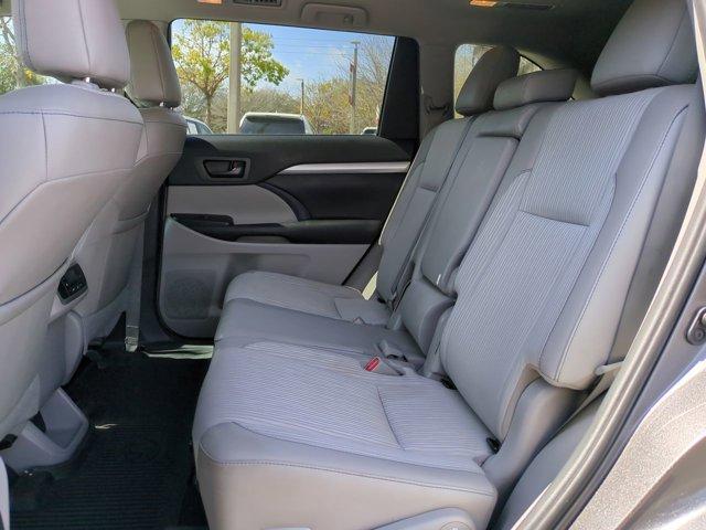 used 2019 Toyota Highlander car, priced at $23,470