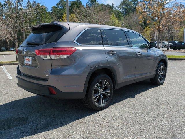 used 2019 Toyota Highlander car, priced at $23,470