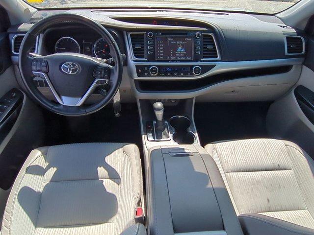 used 2019 Toyota Highlander car, priced at $23,470