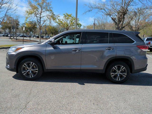 used 2019 Toyota Highlander car, priced at $23,470