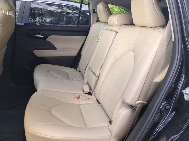 used 2022 Toyota Highlander car, priced at $33,103
