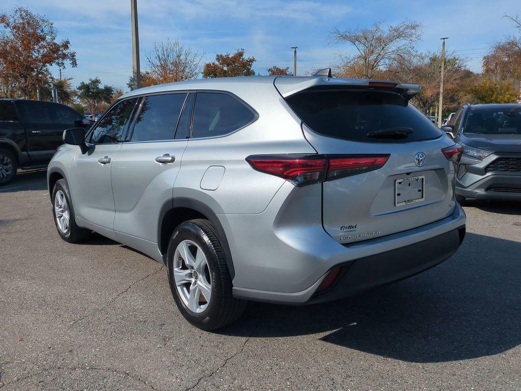 used 2022 Toyota Highlander car, priced at $26,063