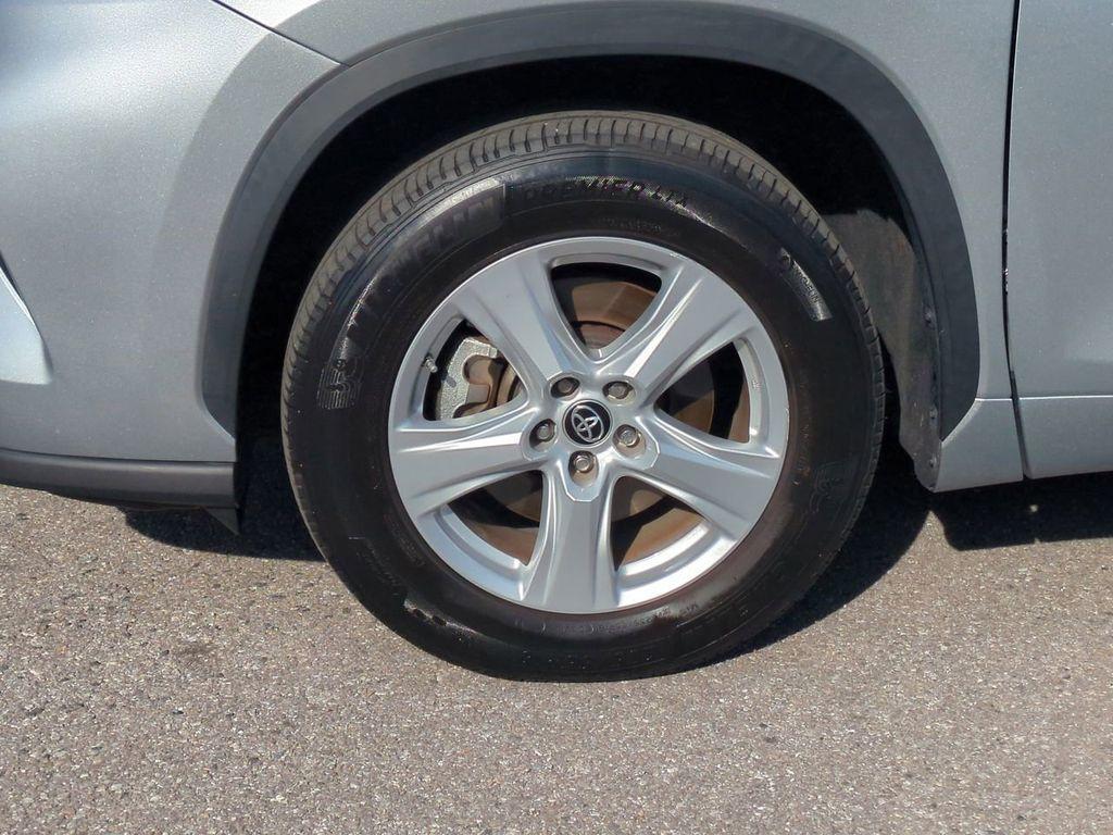 used 2022 Toyota Highlander car, priced at $26,063