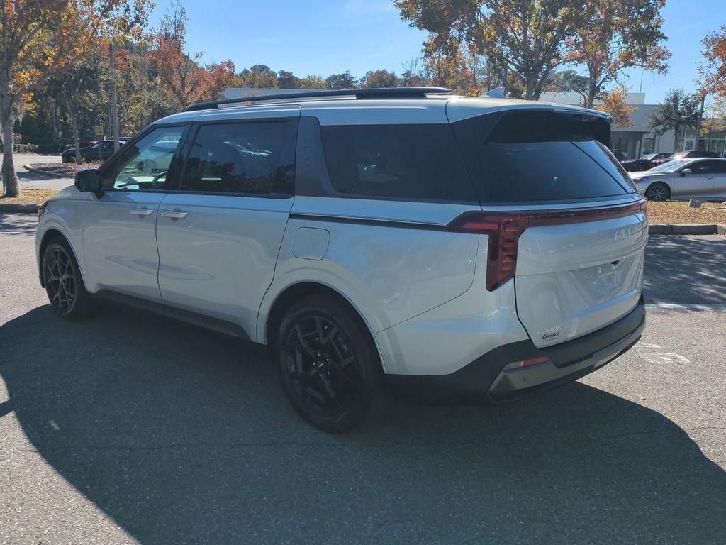 used 2025 Kia Carnival car, priced at $41,999