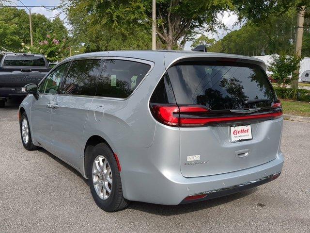 used 2023 Chrysler Pacifica car, priced at $23,686