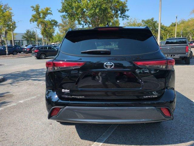 used 2023 Toyota Highlander car, priced at $38,251