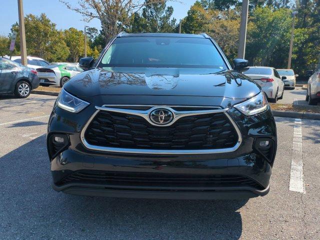 used 2023 Toyota Highlander car, priced at $38,251