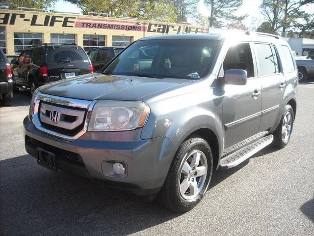 used 2011 Honda Pilot car, priced at $8,900