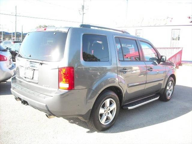 used 2011 Honda Pilot car, priced at $8,900