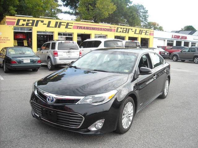 used 2015 Toyota Avalon Hybrid car, priced at $13,700