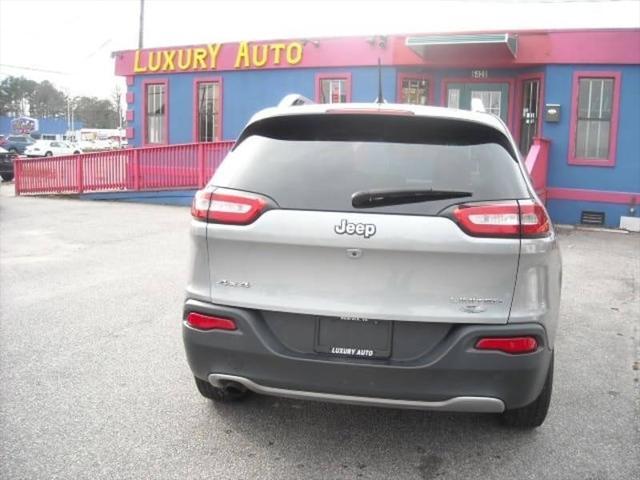 used 2015 Jeep Cherokee car, priced at $9,900