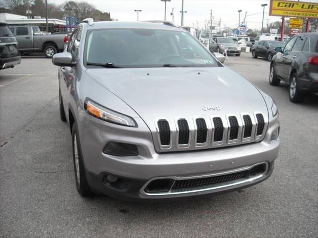 used 2015 Jeep Cherokee car, priced at $9,900