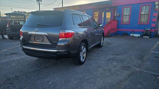 used 2011 Toyota Highlander car, priced at $11,900