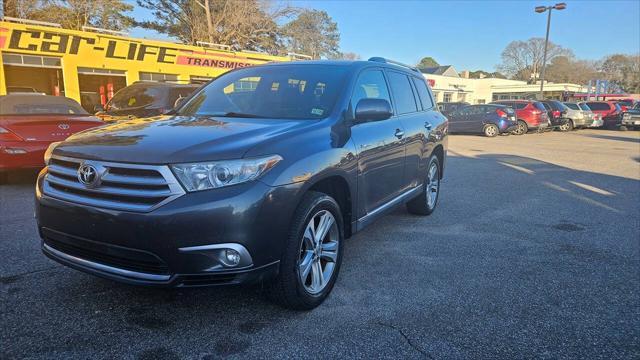 used 2011 Toyota Highlander car, priced at $11,900