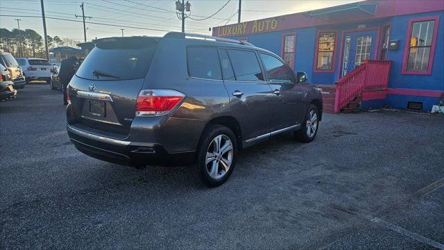 used 2011 Toyota Highlander car, priced at $11,900