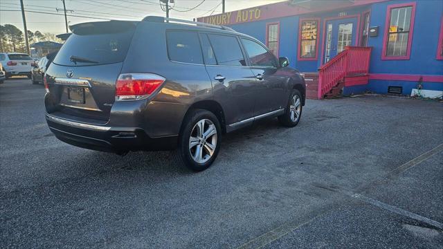 used 2011 Toyota Highlander car, priced at $11,900