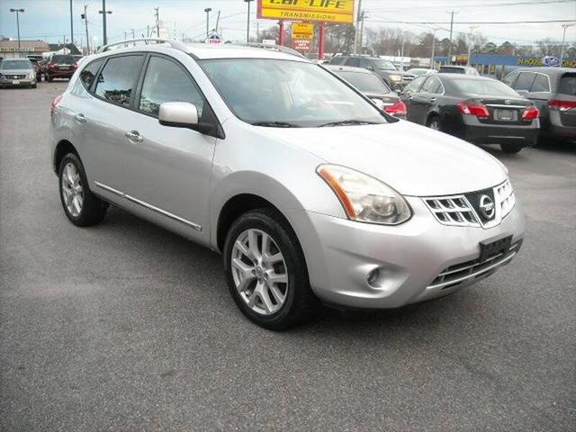 used 2011 Nissan Rogue car, priced at $7,900