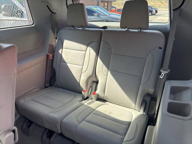 used 2023 GMC Acadia car, priced at $27,995
