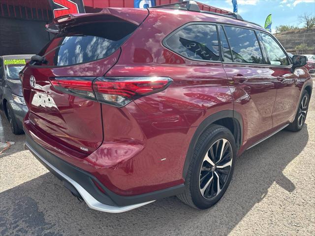 used 2021 Toyota Highlander car, priced at $28,995