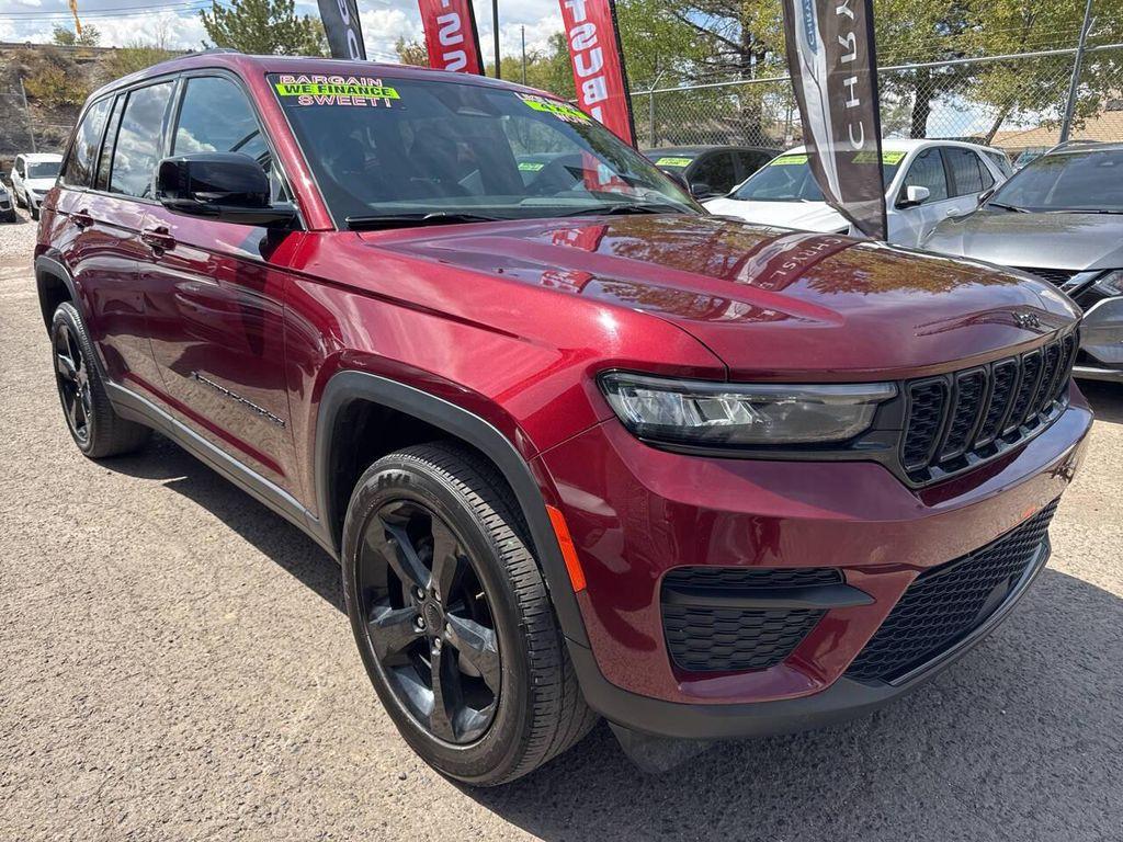 used 2024 Jeep Grand Cherokee car, priced at $28,995