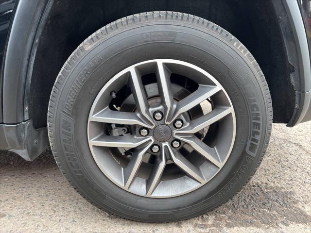 used 2021 Jeep Grand Cherokee car, priced at $27,995