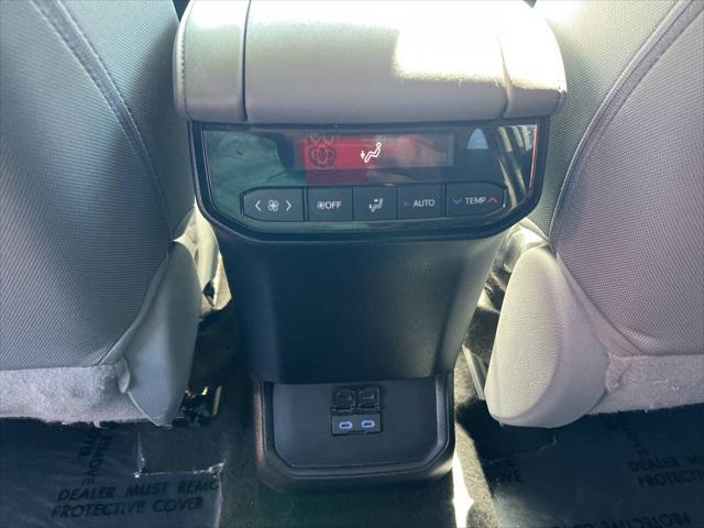 used 2022 Toyota Highlander car, priced at $26,995