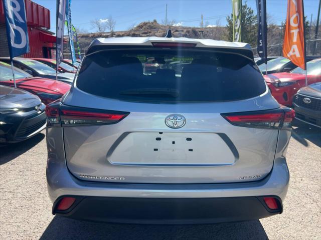 used 2022 Toyota Highlander car, priced at $26,995