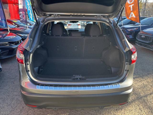 used 2022 Nissan Rogue Sport car, priced at $20,495