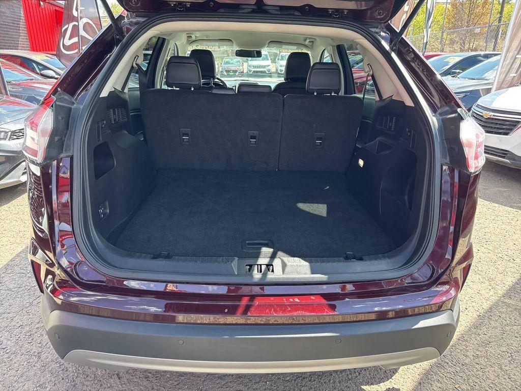 used 2024 Ford Edge car, priced at $22,995