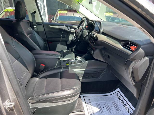 used 2022 Ford Escape car, priced at $23,995