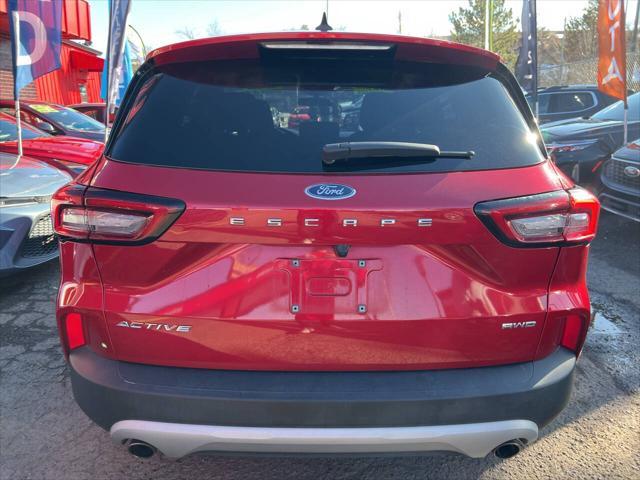 used 2023 Ford Escape car, priced at $19,995