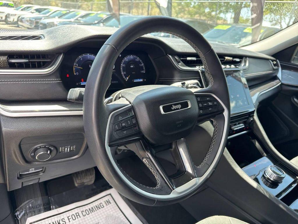 used 2023 Jeep Grand Cherokee car, priced at $24,995