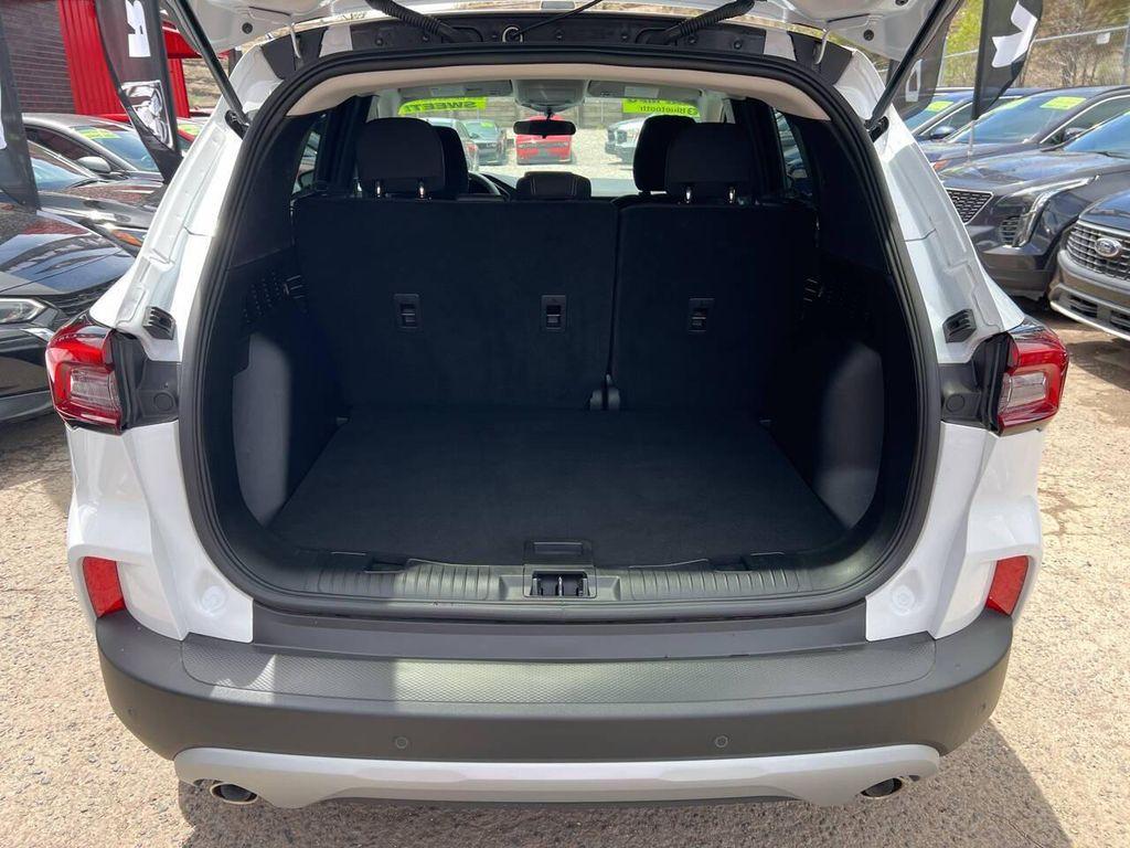 used 2025 Ford Escape car, priced at $28,495