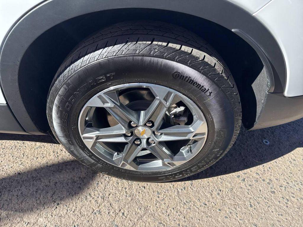 used 2025 Chevrolet Blazer car, priced at $27,995