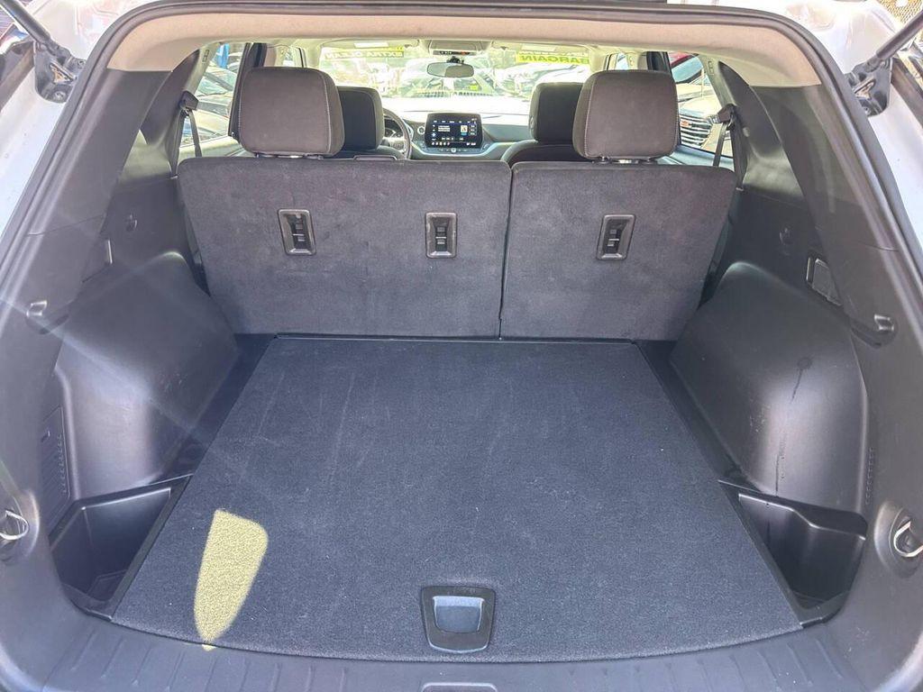 used 2025 Chevrolet Blazer car, priced at $27,995