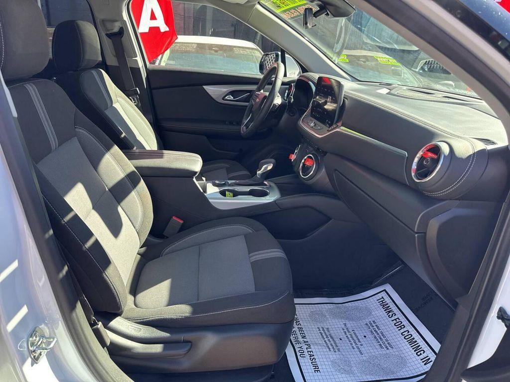 used 2025 Chevrolet Blazer car, priced at $27,995