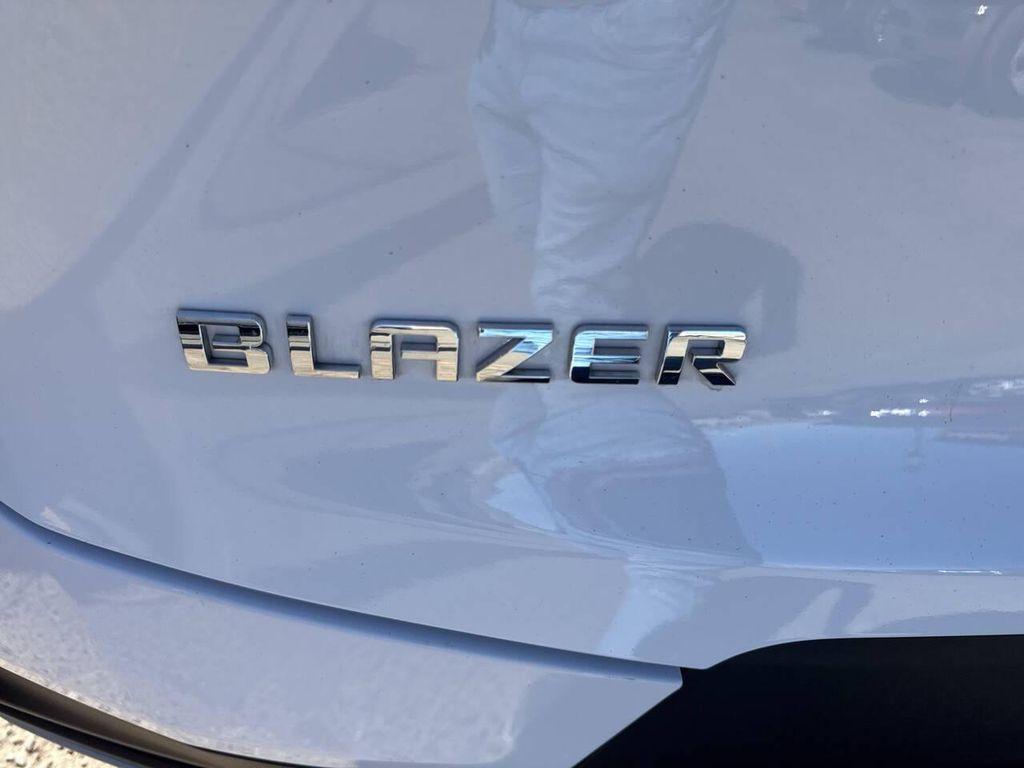 used 2025 Chevrolet Blazer car, priced at $27,995