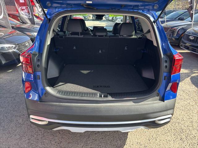used 2022 Kia Seltos car, priced at $19,995