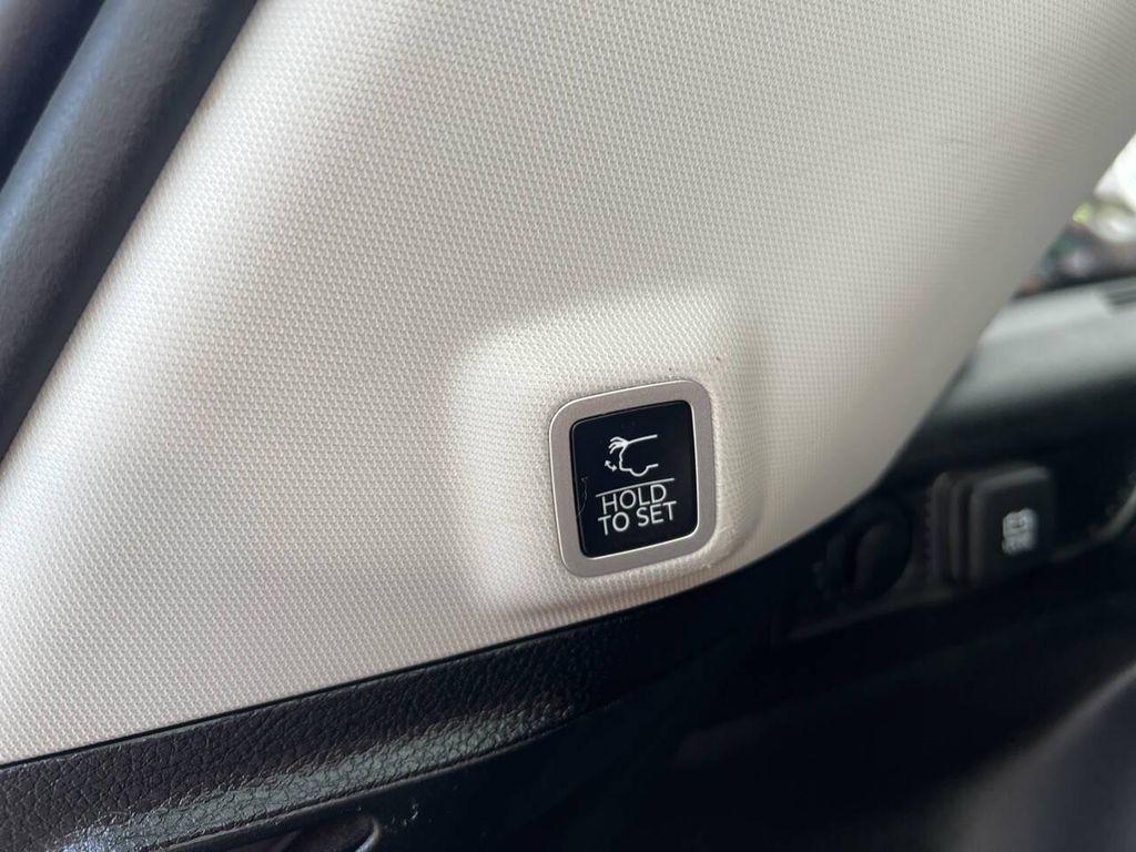 used 2023 Jeep Grand Cherokee car, priced at $28,995