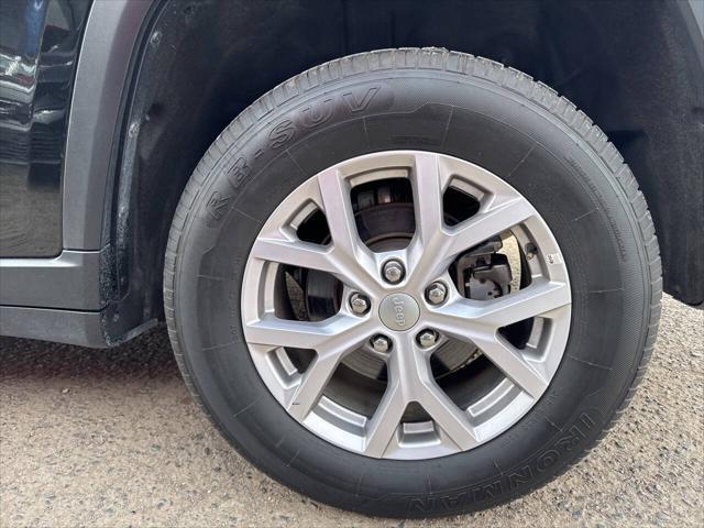 used 2022 Jeep Grand Cherokee car, priced at $26,495