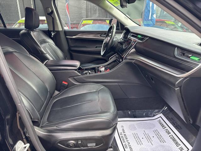 used 2022 Jeep Grand Cherokee car, priced at $26,495