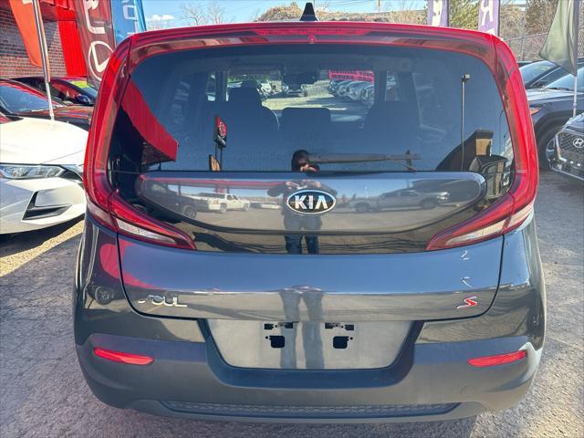 used 2021 Kia Soul car, priced at $16,995