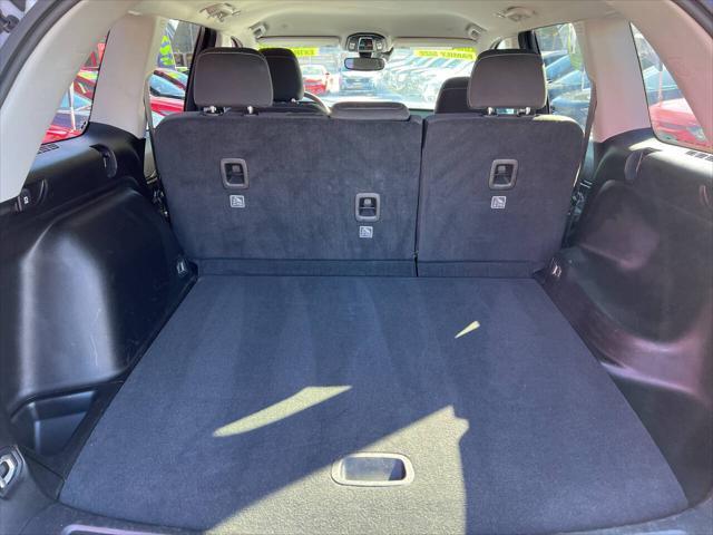 used 2024 Jeep Grand Cherokee car, priced at $29,995