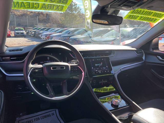 used 2024 Jeep Grand Cherokee car, priced at $29,995