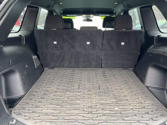 used 2021 Jeep Grand Cherokee car, priced at $23,495