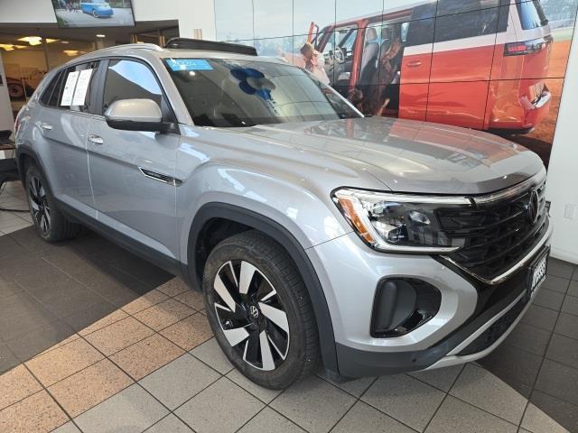 used 2024 Volkswagen Atlas Cross Sport car, priced at $33,498