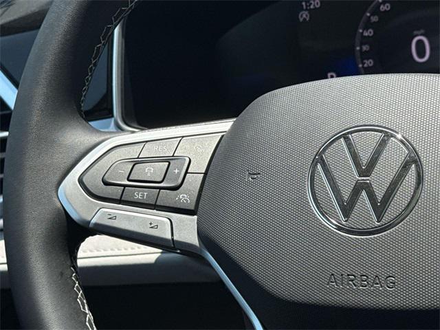 new 2025 Volkswagen Taos car