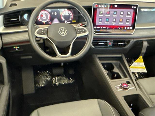 new 2025 Volkswagen Tiguan car, priced at $35,015