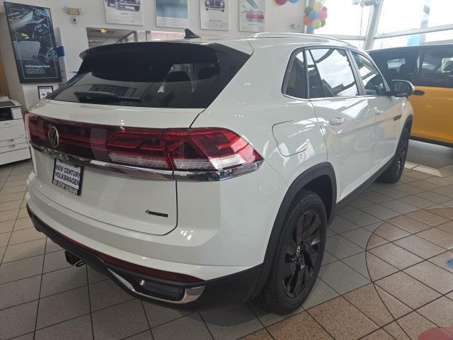 new 2025 Volkswagen Atlas Cross Sport car, priced at $44,746